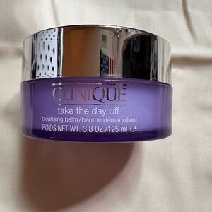 Clinique Take the Day Off Cleansing Balm Jar - Purple with Silver Lid